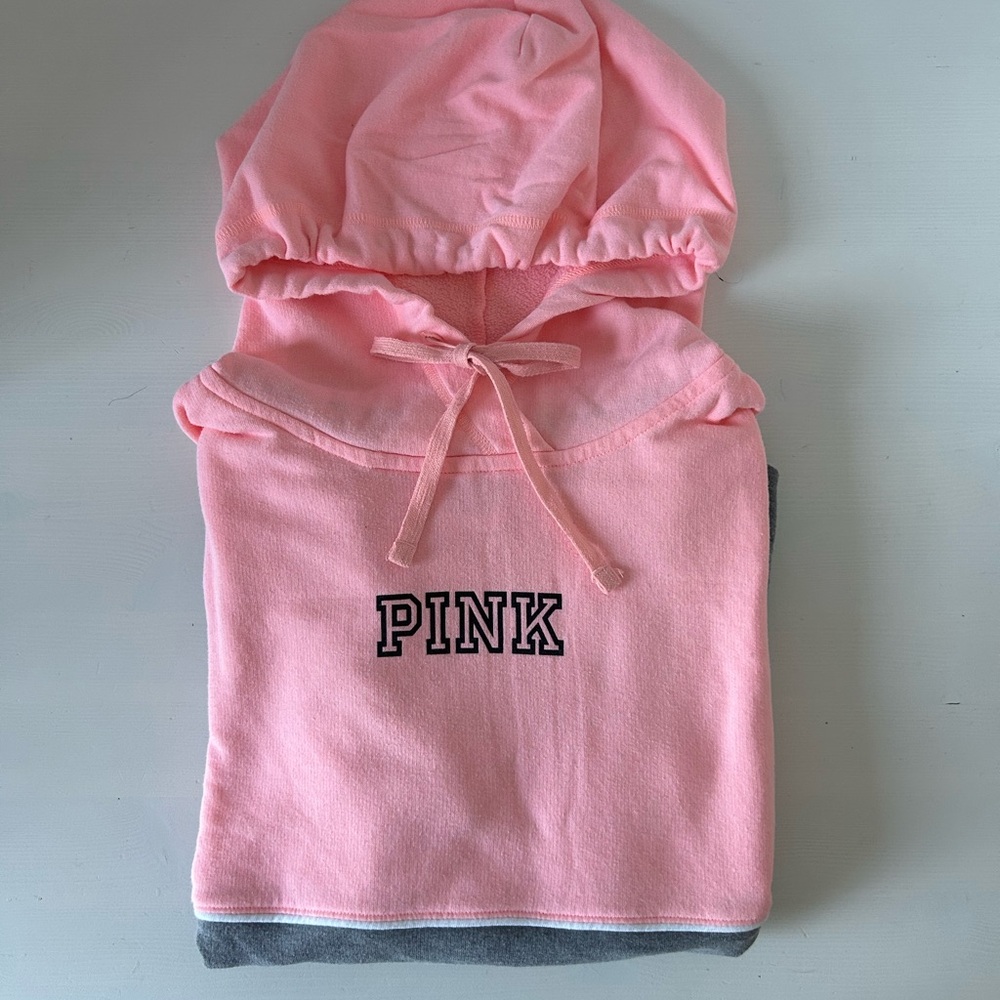 PINK Victoria's Secret Light Pink Hoodie